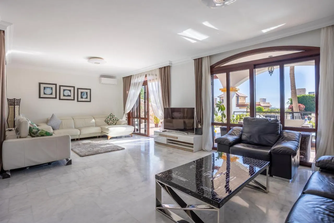 אדחה Villa Julia Deluxe