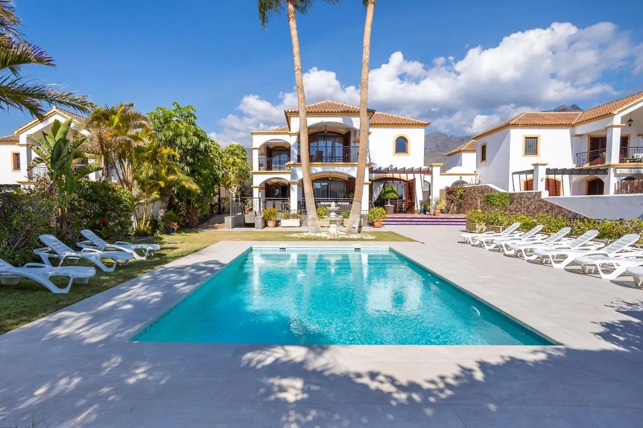 אדחה Villa Julia Deluxe ספרד