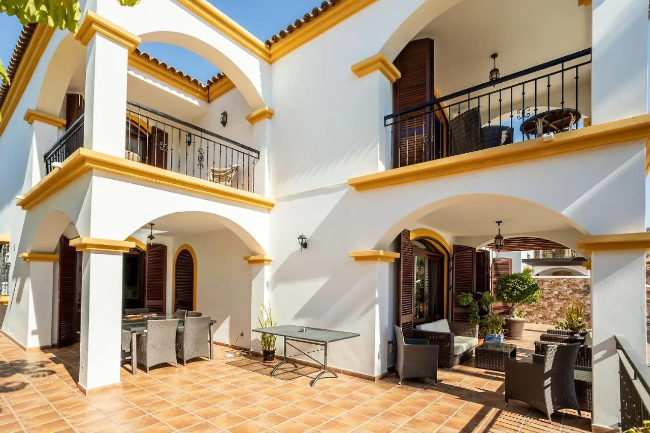 אדחה Villa Julia Deluxe