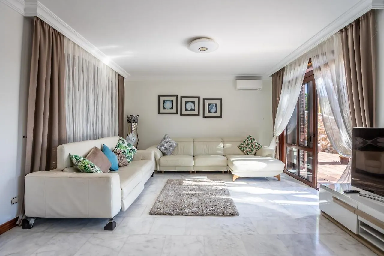 אדחה Villa Julia Deluxe