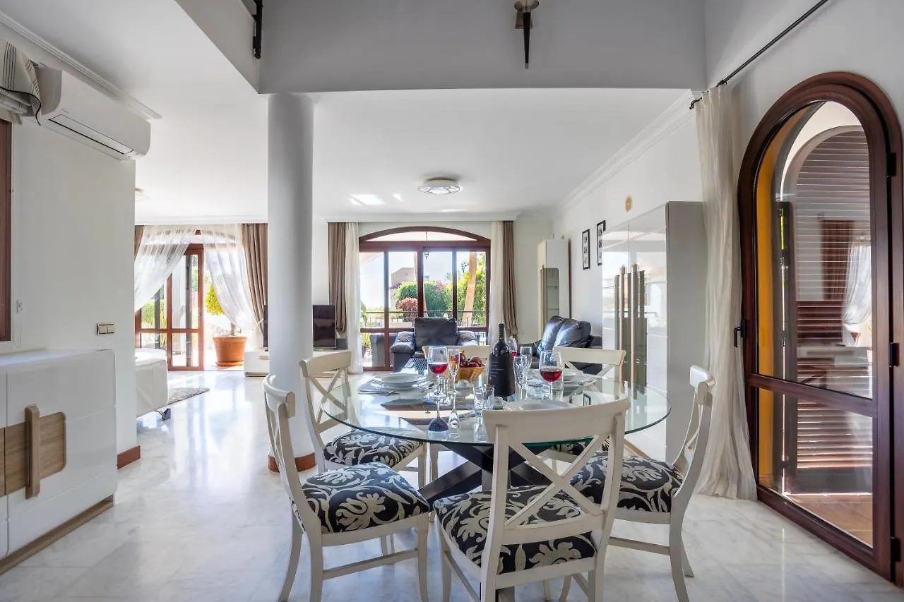אדחה Villa Julia Deluxe