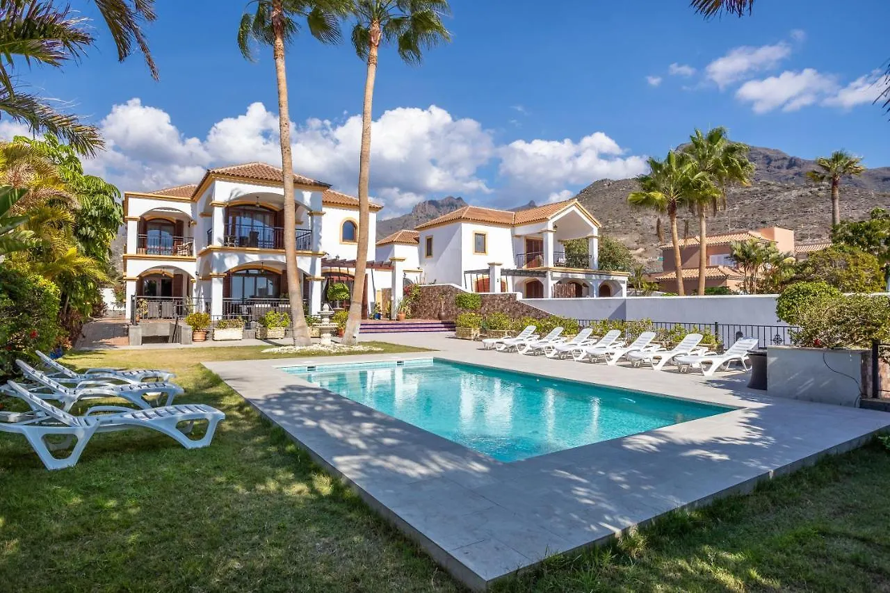 אדחה Villa Julia Deluxe 0*,  ספרד